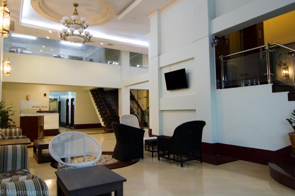 Millennium Hotel Yangon Exterior foto