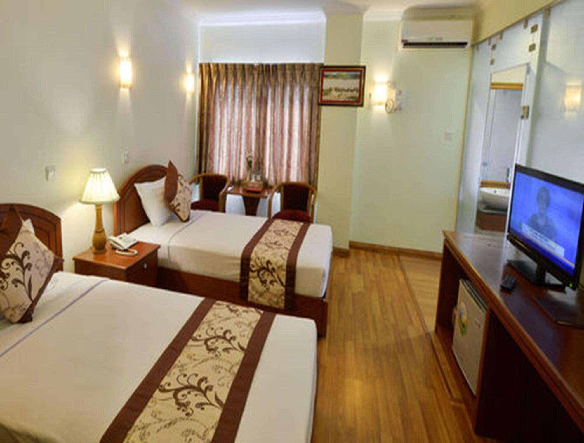 Millennium Hotel Yangon Exterior foto