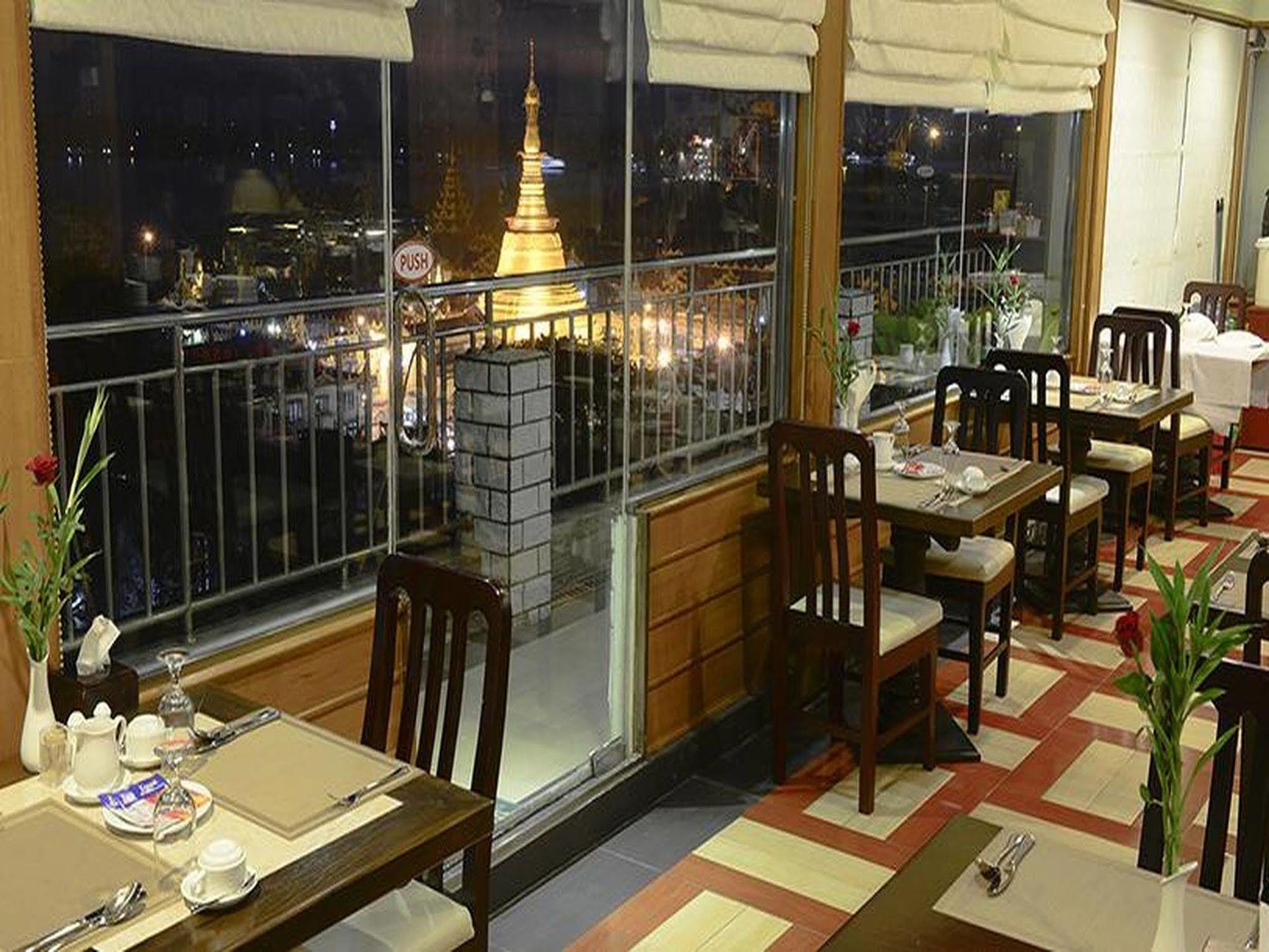 Millennium Hotel Yangon Exterior foto